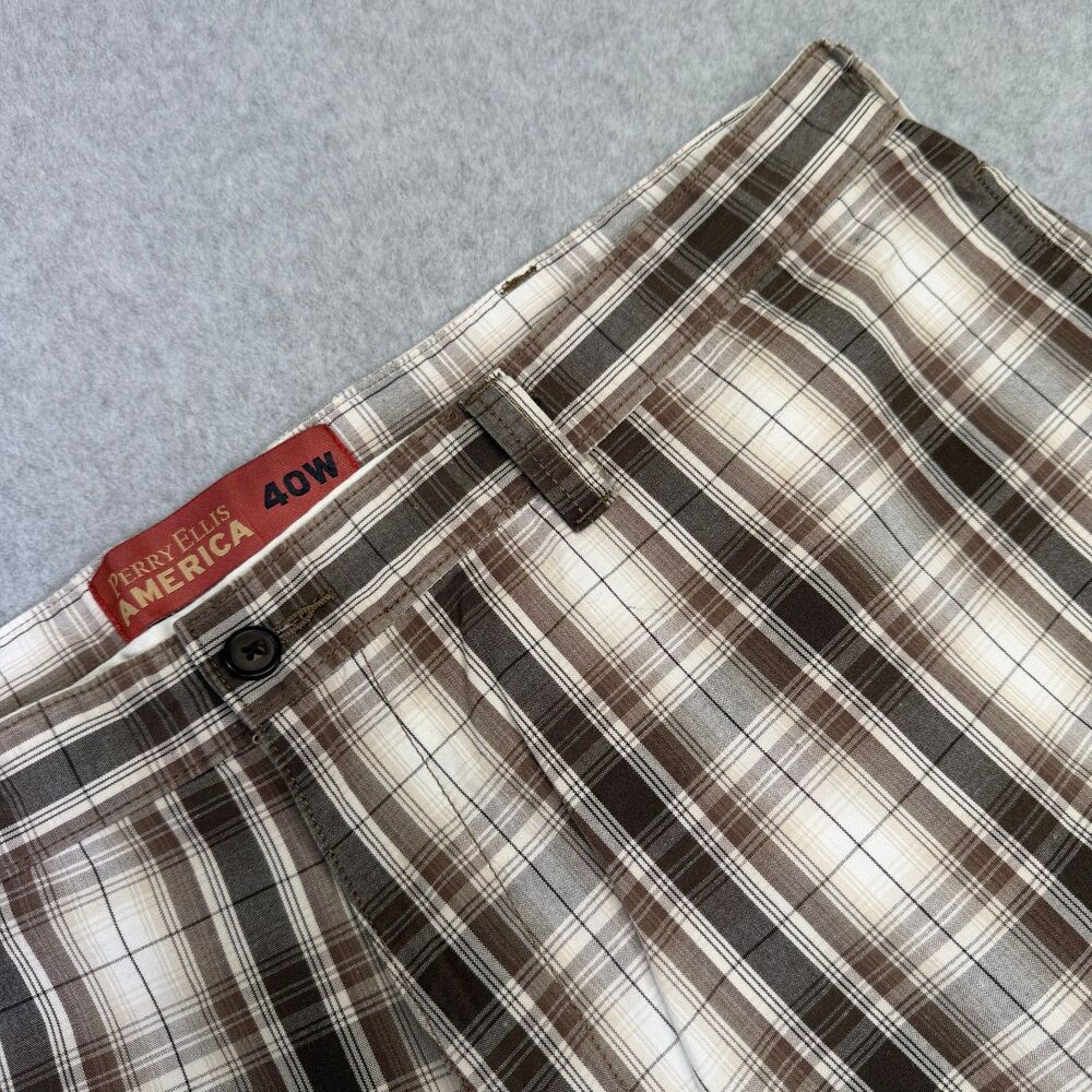 Perry Ellis America Mens 40W Plaid Shorts Brown Cotton Casual Flat Front